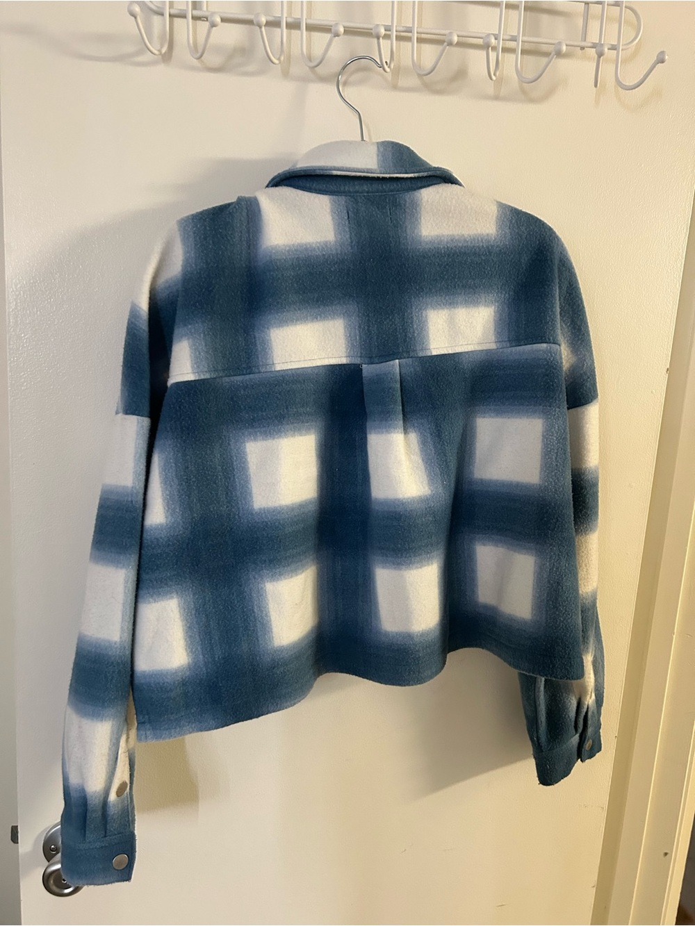 Abound Blue and White Plaid Cropped Jacket - Picture 3 of 6